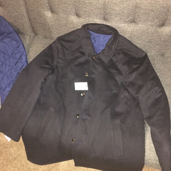 Peter Millar Cashmere and Wool Reversible Coat. - Picture 6 of 8